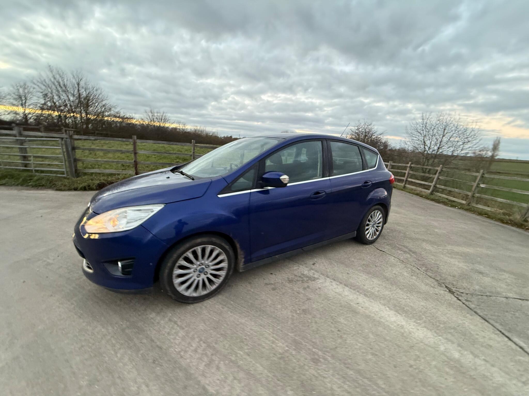Ford C-Max 1.6 TDCi Titanium Euro 5 5dr — photo 59 of 104